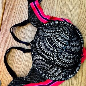 Victoria’s Secret Very SexyPush UP Plunge Bra 34D 36 C black lace